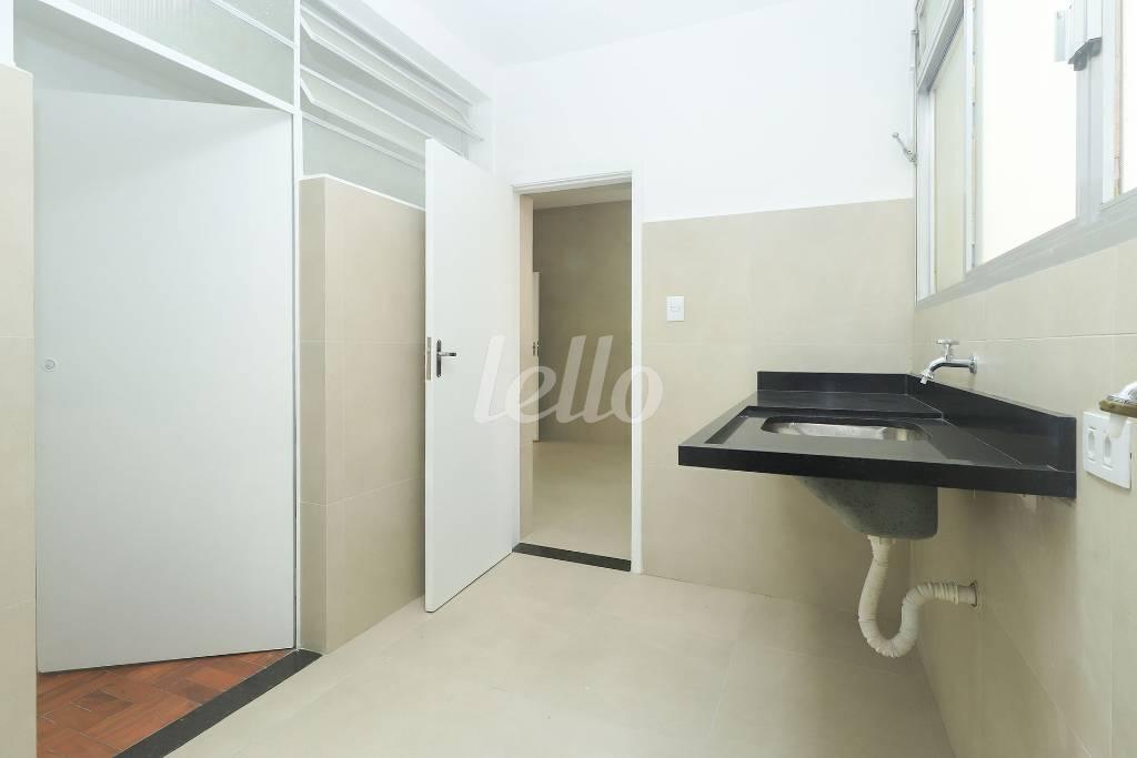 AREA DE SERVIÇO de Apartamento para alugar, Padrão com 198 m², 3 quartos e 2 vagas em Jardim Paulista - São Paulo