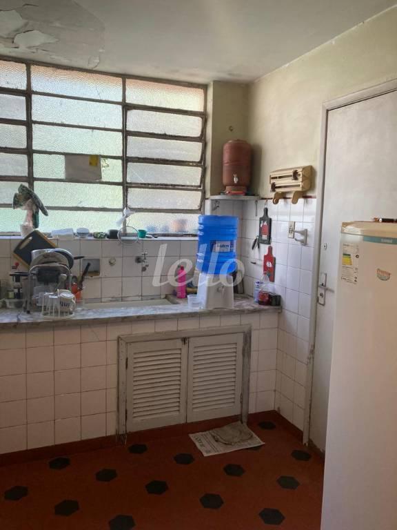 COZINHA de Casa à venda, sobrado com 235 m², 4 quartos e 3 vagas em Indianópolis - São Paulo