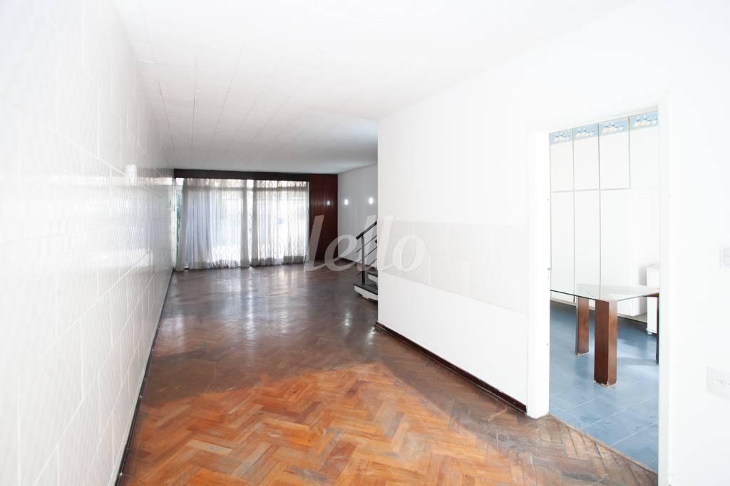 01SALA_005 de Casa para alugar, sobrado com 238 m², 3 quartos e 3 vagas em Tatuapé - São Paulo