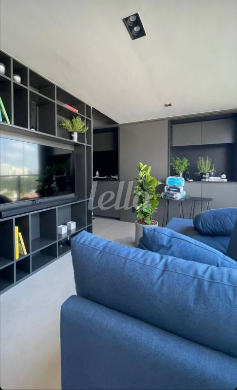 SALA de Apartamento à venda, Padrão com 42 m², 1 quarto e 1 vaga em Vila Mariana - São Paulo