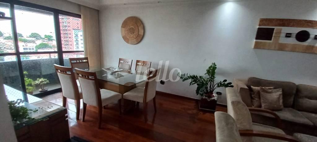 SALA de Apartamento para alugar, Padrão com 117 m², 3 quartos e 2 vagas em Bosque da Saúde - São Paulo