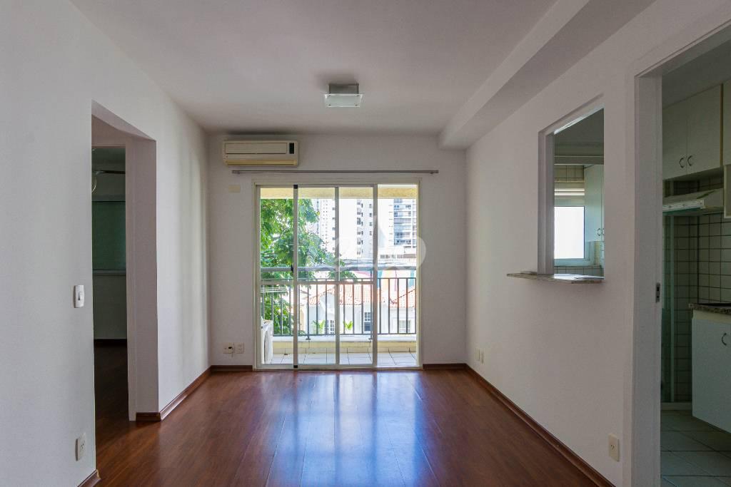 SALA de Apartamento à venda, Padrão com 55 m², 2 quartos e 1 vaga em Jardim Paulista - São Paulo