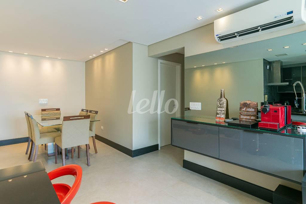 SALA de Apartamento para alugar, Padrão com 65 m², 2 quartos e 1 vaga em Santana - São Paulo