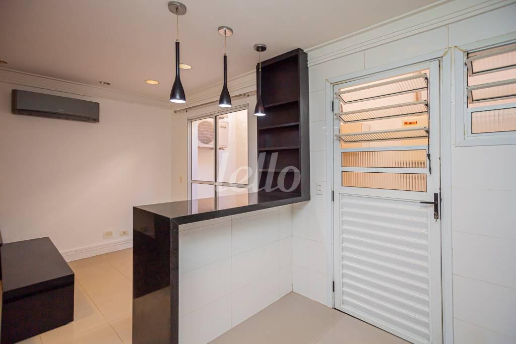 08COZINHA_014 de Casa para alugar, sobrado com 150 m², 3 quartos e 2 vagas em Parque Imperial - São Paulo