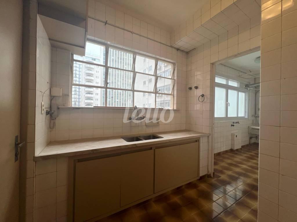 COZINHA de Apartamento à venda, Padrão com 115 m², 2 quartos e 1 vaga em Jardim Paulista - São Paulo