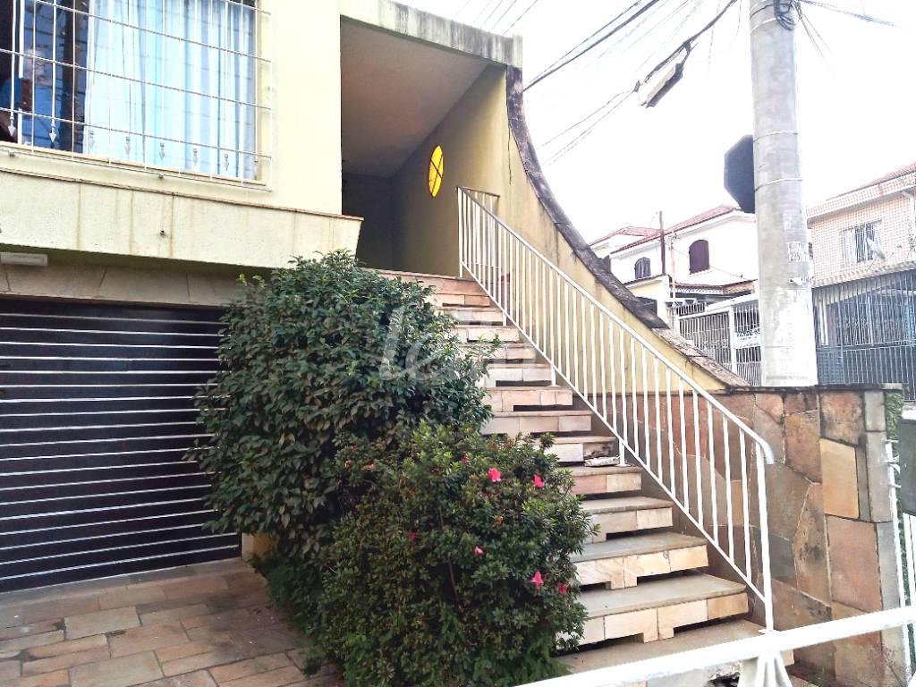 F de Casa à venda, sobrado com 120 m², 3 quartos e 3 vagas em Vila Dom Pedro Ii - São Paulo