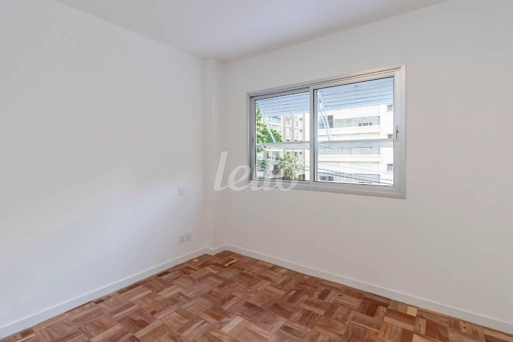 DORMITÓRIO de Apartamento à venda, Padrão com 122 m², 3 quartos e 2 vagas em Santa Cecília - São Paulo
