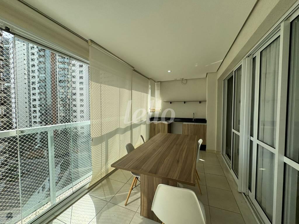VARANDA GOURMET de Apartamento para alugar, Studio com 52 m², 1 quarto e 1 vaga em Vila Regente Feijó - São Paulo