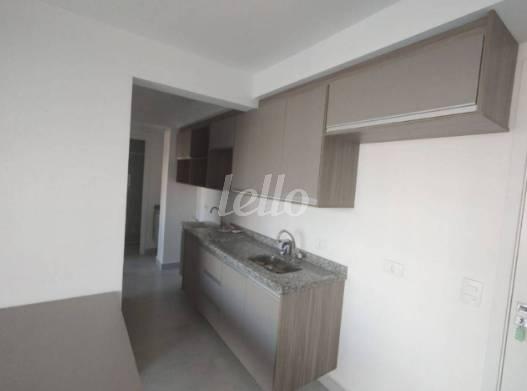 COZINHA / ÁREA DE SERVIÇO de Apartamento para alugar, Padrão com 37 m², 2 quartos e em Vila Guarani - São Paulo