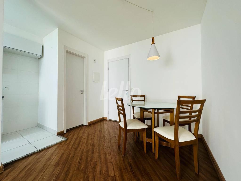 SALA 2 AMBIENTES de Apartamento à venda, Padrão com 45 m², 1 quarto e 1 vaga em Brás - São Paulo