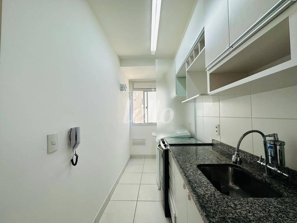 COZINHA AMERICANA de Apartamento à venda, Padrão com 45 m², 1 quarto e 1 vaga em Brás - São Paulo