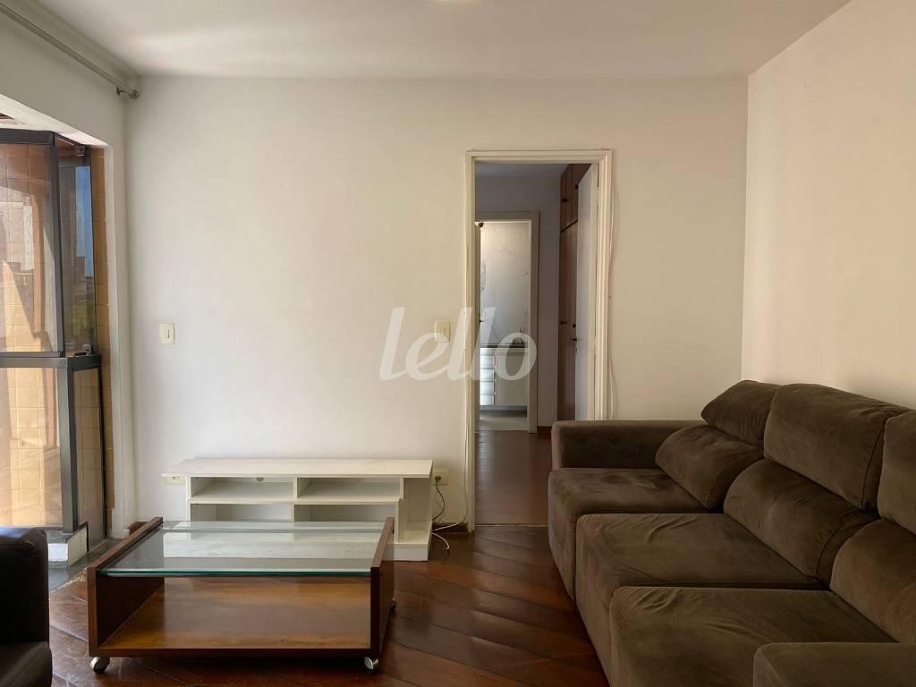 SALA de Apartamento para alugar, Padrão com 55 m², 1 quarto e 1 vaga em Santa Cecília - São Paulo
