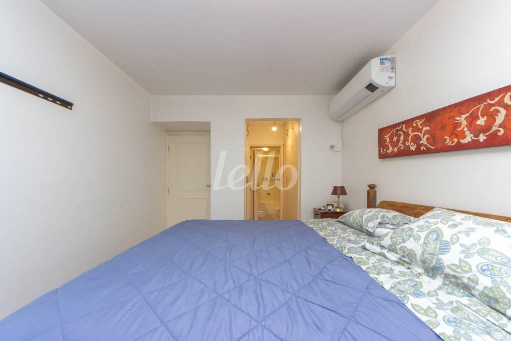 SUÍTE de Apartamento à venda, Padrão com 140 m², 3 quartos e 2 vagas em Itaim Bibi - São Paulo