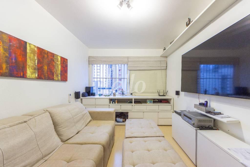 DORM de Apartamento à venda, Padrão com 140 m², 3 quartos e 2 vagas em Itaim Bibi - São Paulo