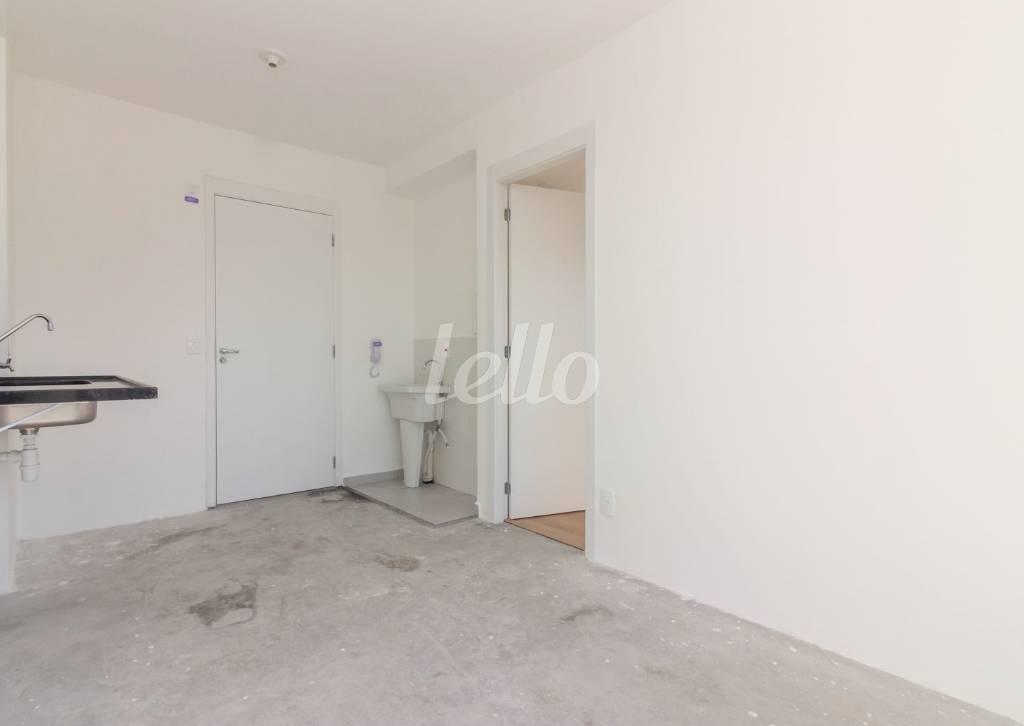 SALA de Apartamento para alugar, Padrão com 27 m², 1 quarto e em Pinheiros - São Paulo