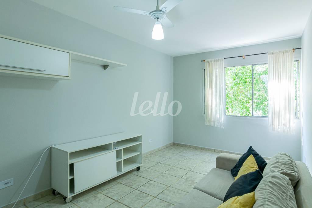 SALA de Apartamento para alugar, Padrão com 30 m², 1 quarto e em Bela Vista - São Paulo