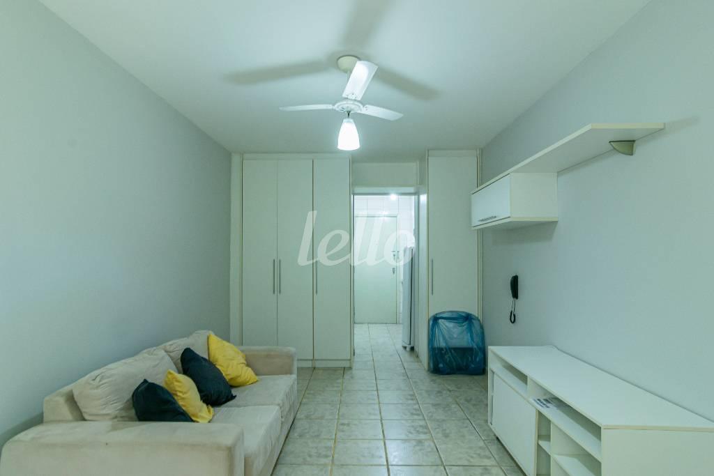 SALA de Apartamento para alugar, Padrão com 30 m², 1 quarto e 1 vaga em Bela Vista - São Paulo