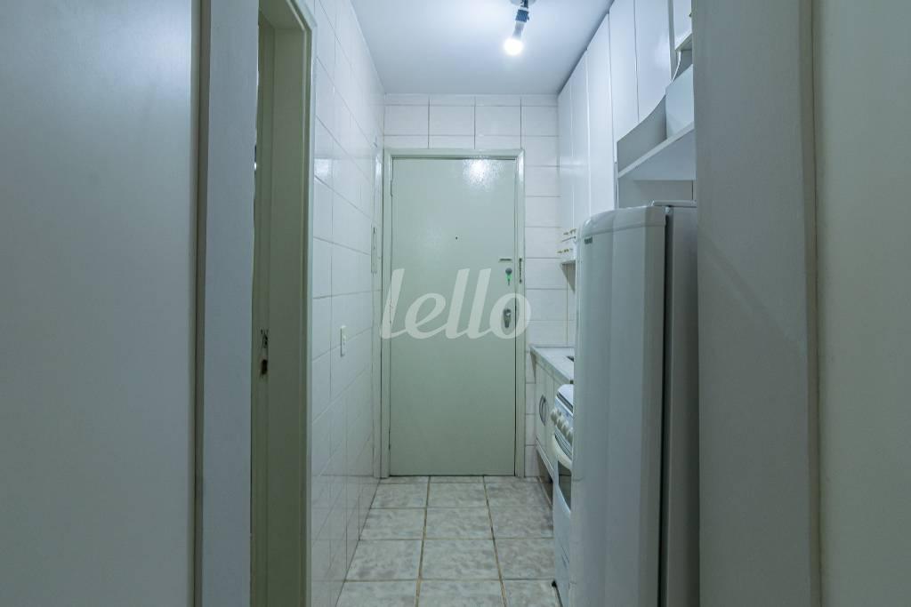 COZINHA de Apartamento para alugar, Padrão com 30 m², 1 quarto e em Bela Vista - São Paulo
