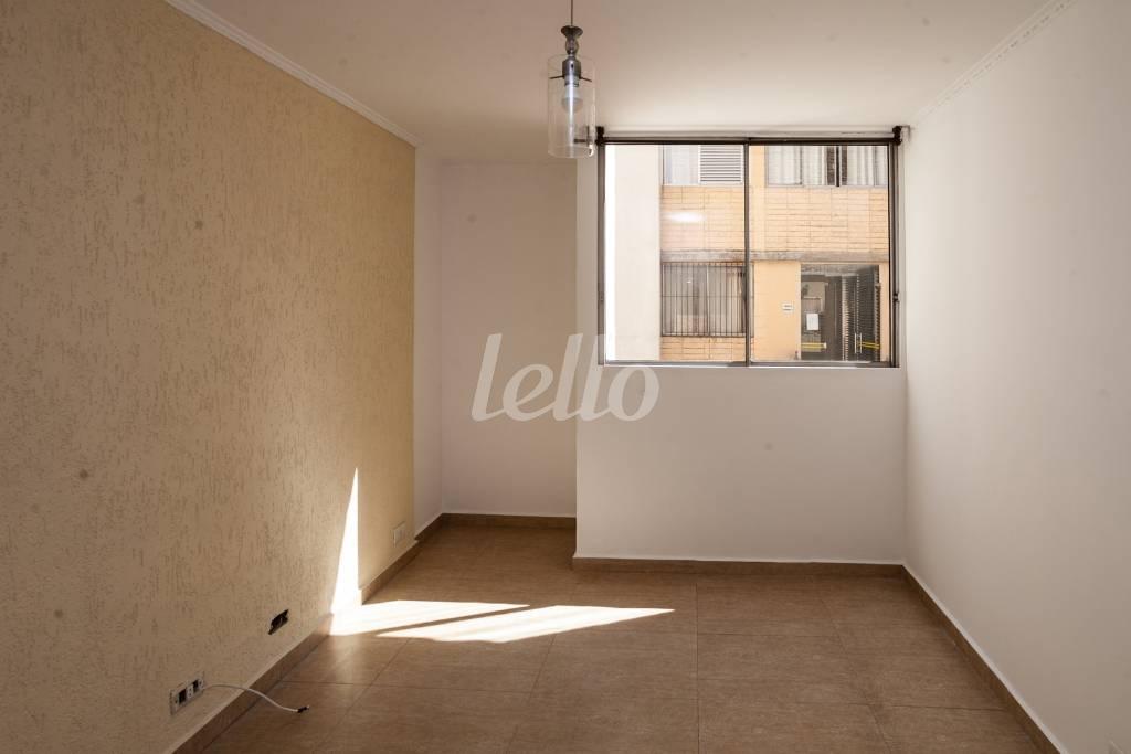 SALA de Apartamento para alugar, Padrão com 48 m², 1 quarto e em Vila Gomes Cardim - São Paulo
