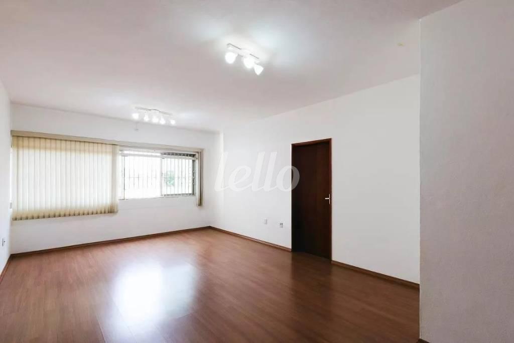 SALA de Apartamento para alugar, Padrão com 101 m², 2 quartos e 1 vaga em Centro - Jundiaí