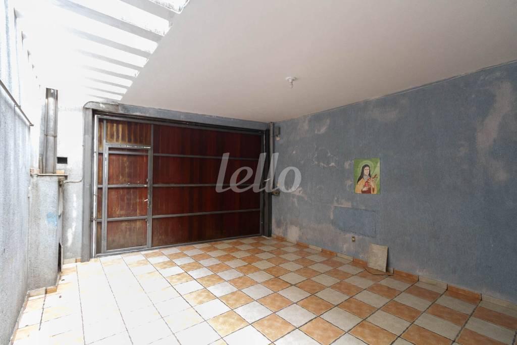 FACHADA de Casa para alugar, sobrado com 190 m², 2 quartos e 2 vagas em Vila Brasilina - São Paulo