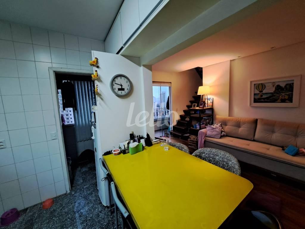 COZINHA de Apartamento à venda, cobertura - Padrão com 160 m², 3 quartos e 1 vaga em Vila Dom Pedro I - São Paulo