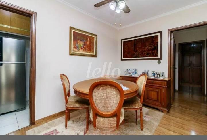 LIVING de Apartamento à venda, Padrão com 97 m², 3 quartos e 1 vaga em Campo Belo - São Paulo