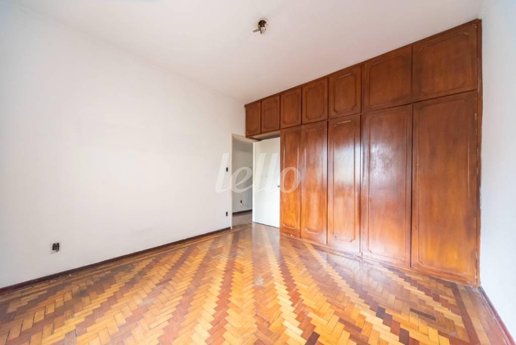 QUARTO 2 de Casa à venda, térrea com 320 m², 5 quartos e 7 vagas em Campestre - Santo André