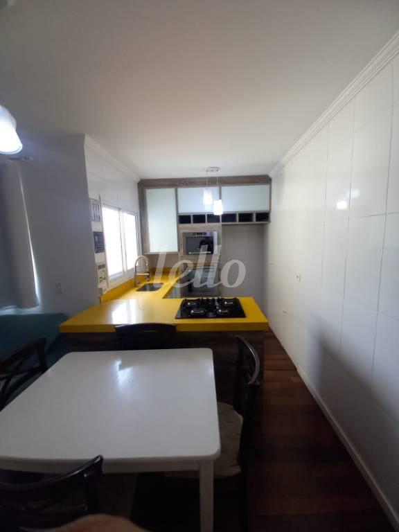 COZINHA de Apartamento à venda, cobertura - Padrão com 100 m², 2 quartos e 1 vaga em Vila Alzira - Santo André