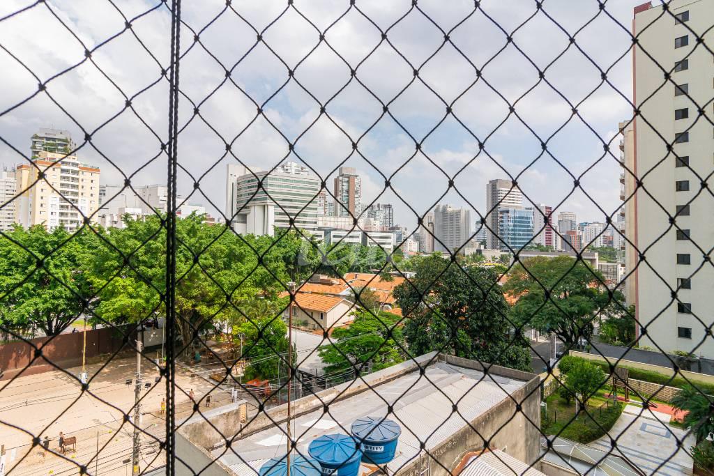 SACADA de Apartamento para alugar, Padrão com 65 m², 2 quartos e 1 vaga em Vila Olímpia - São Paulo