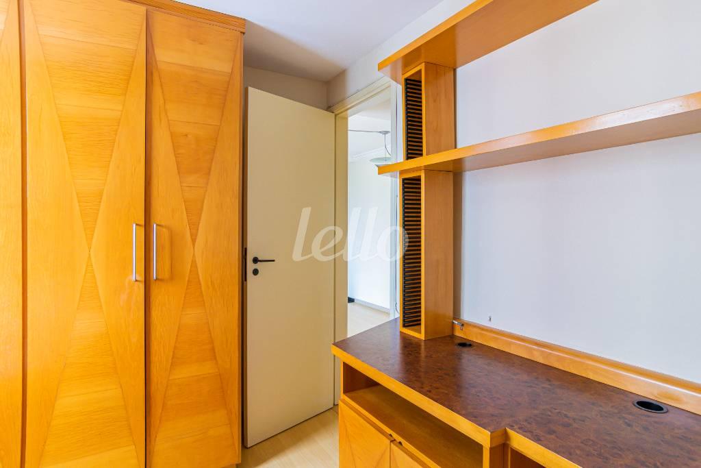 DORMITORIO de Apartamento para alugar, Padrão com 65 m², 2 quartos e 1 vaga em Vila Olímpia - São Paulo