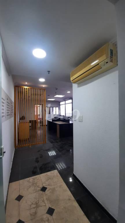 ENTRADA de Sala / Conjunto para alugar, Padrão com 53 m², e 1 vaga em Santana - São Paulo