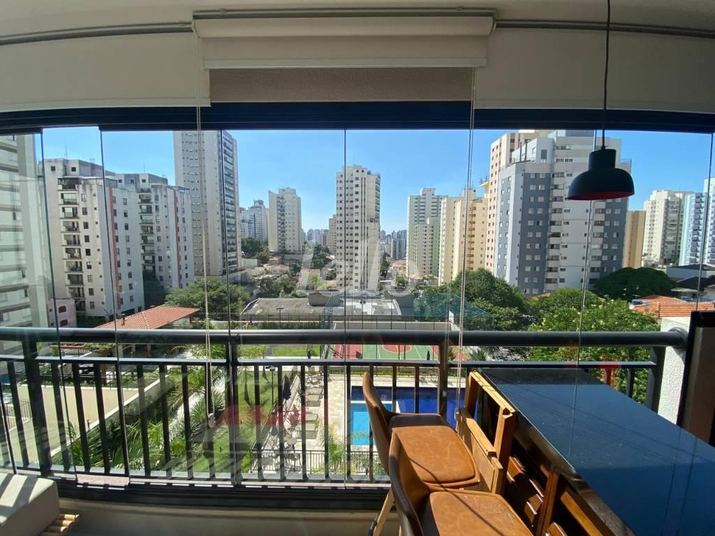 VARANDA GOURMET de Apartamento à venda, Padrão com 65 m², 2 quartos e 1 vaga em Saúde - São Paulo