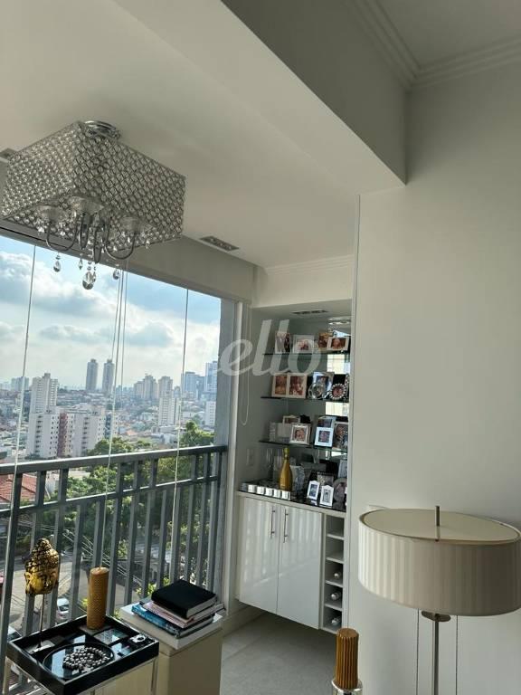 SACADA de Apartamento à venda, Padrão com 66 m², 2 quartos e 1 vaga em Vila Nivi - São Paulo