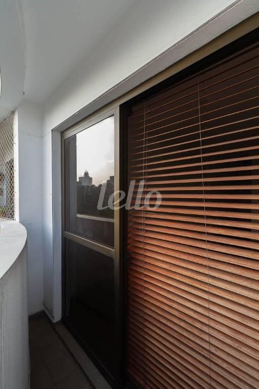 SACADA de Apartamento para alugar, Padrão com 70 m², 1 quarto e 1 vaga em Pinheiros - São Paulo