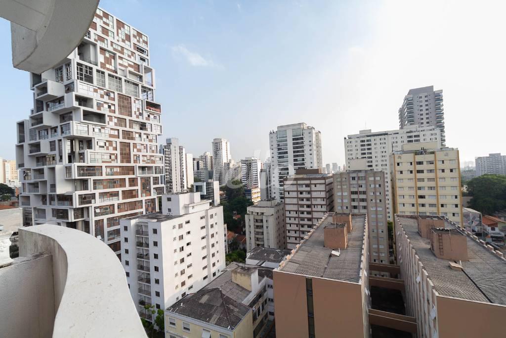 VISTA SACADA de Apartamento para alugar, Padrão com 70 m², 1 quarto e 1 vaga em Pinheiros - São Paulo