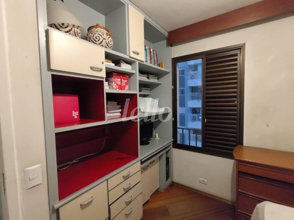 DORMITÓRIO 1 de Apartamento para alugar, Padrão com 72 m², 3 quartos e 1 vaga em Lapa - São Paulo