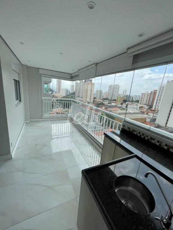 VARANDA GOURMET de Apartamento à venda, Padrão com 63 m², 2 quartos e 1 vaga em Tatuapé - São Paulo