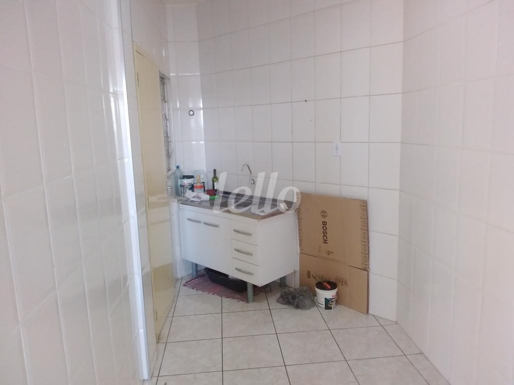 4-COZINHA-001.JPG de Apartamento para alugar, Padrão com 45 m², 1 quarto e em Vila Bertioga - São Paulo