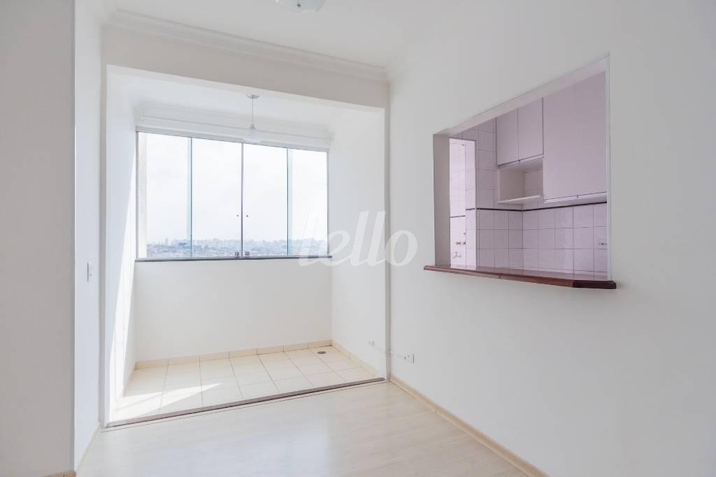 SALA de Apartamento para alugar, Padrão com 61 m², 3 quartos e 2 vagas em Vila Moraes - São Paulo