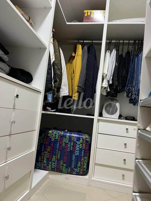 CLOSET de Apartamento à venda, cobertura - Padrão com 150 m², 3 quartos e 3 vagas em Paraíso - Santo André