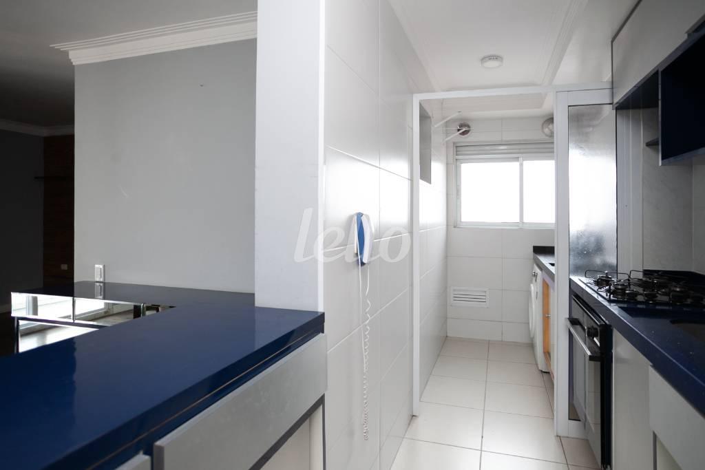 COZINHA de Apartamento para alugar, Padrão com 60 m², 2 quartos e 1 vaga em Quinta da Paineira - São Paulo