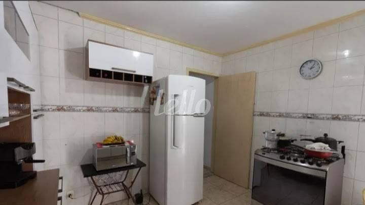 COZINHA de Casa para alugar, sobrado com 240 m², 3 quartos e 2 vagas em Vila Polopoli - São Paulo