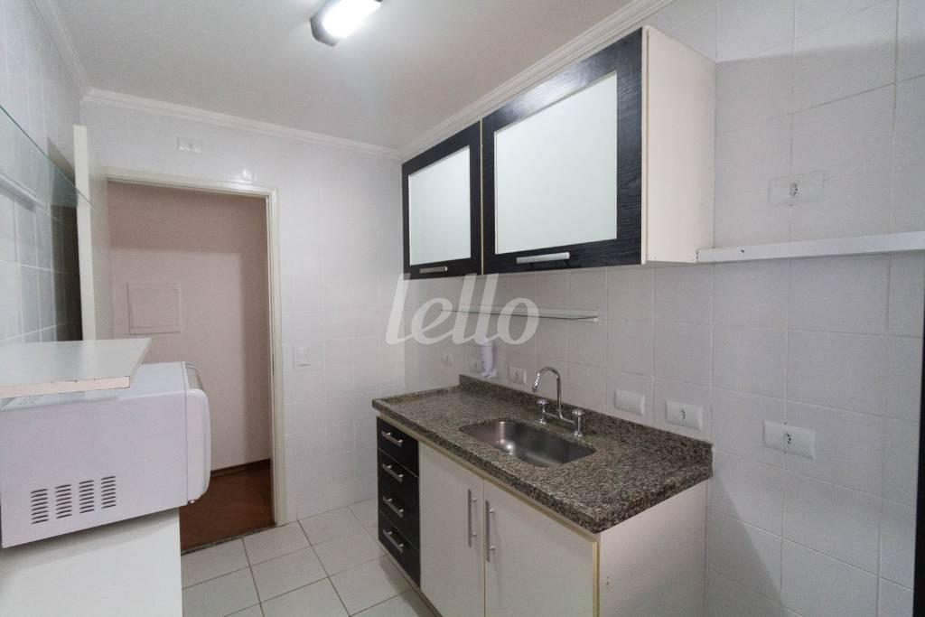 COZINHA de Apartamento para alugar, Padrão com 55 m², 2 quartos e 1 vaga em Vila Bertioga - São Paulo