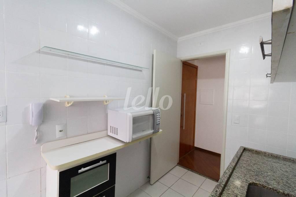 COZINHA de Apartamento para alugar, Padrão com 55 m², 2 quartos e 1 vaga em Vila Bertioga - São Paulo