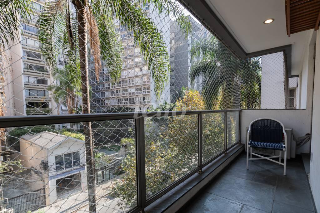 SACADA de Apartamento para alugar, Padrão com 163 m², 3 quartos e 2 vagas em Consolação - São Paulo