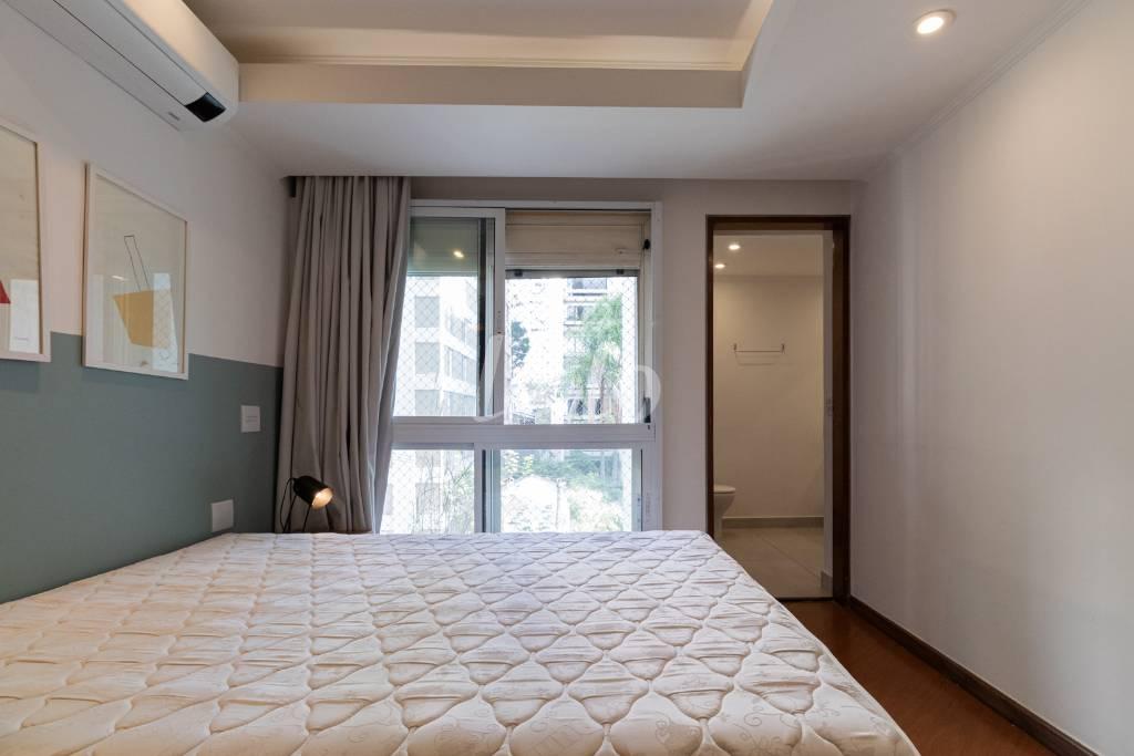 SUITE de Apartamento para alugar, Padrão com 163 m², 3 quartos e 2 vagas em Consolação - São Paulo