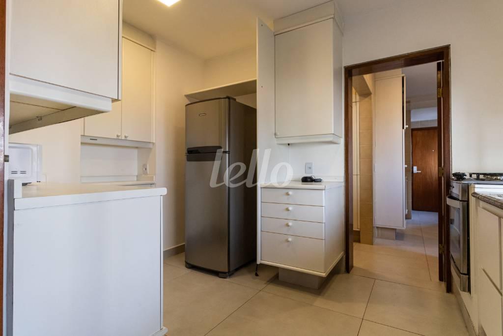 COZINHA de Apartamento para alugar, Padrão com 163 m², 3 quartos e 2 vagas em Consolação - São Paulo
