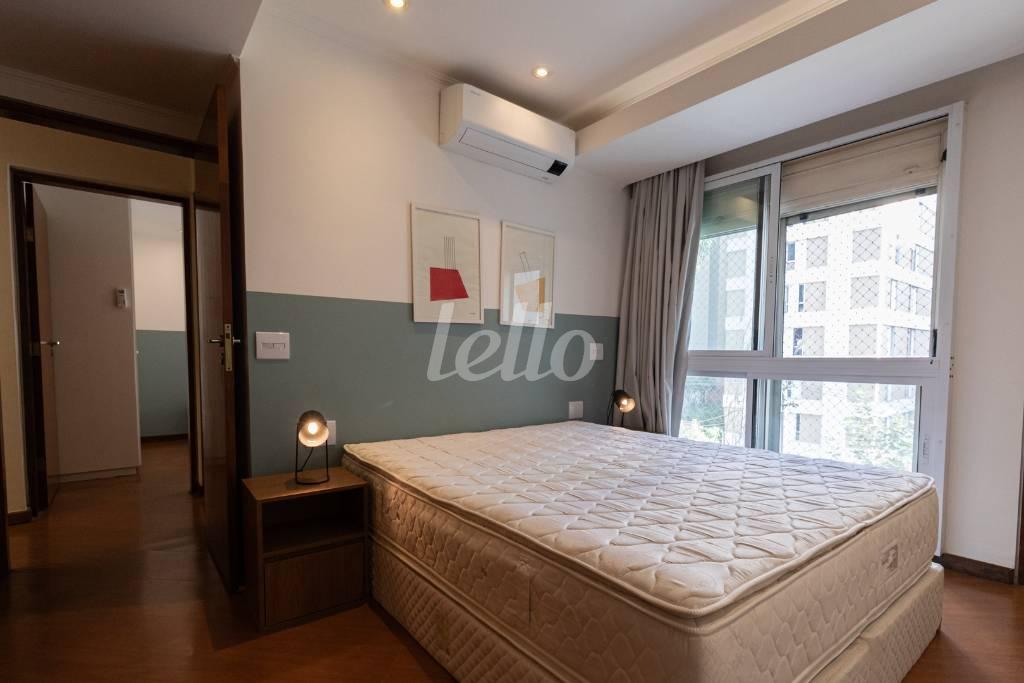 SUITE de Apartamento para alugar, Padrão com 163 m², 3 quartos e 2 vagas em Consolação - São Paulo