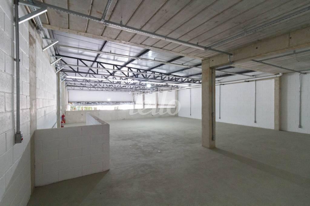 MESANINO de Galpão/Armazém para alugar, Padrão com 397 m², e 4 vagas em Pinheiros - São Paulo
